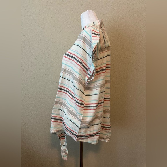 Woman’s Weatherproof Blouse Size Large - Picture 2 of 4